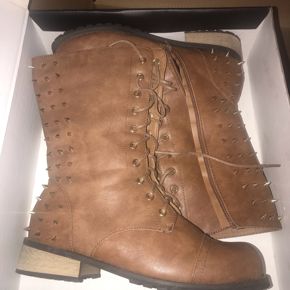 Camel Torrid studded combat boots sz 9 9W